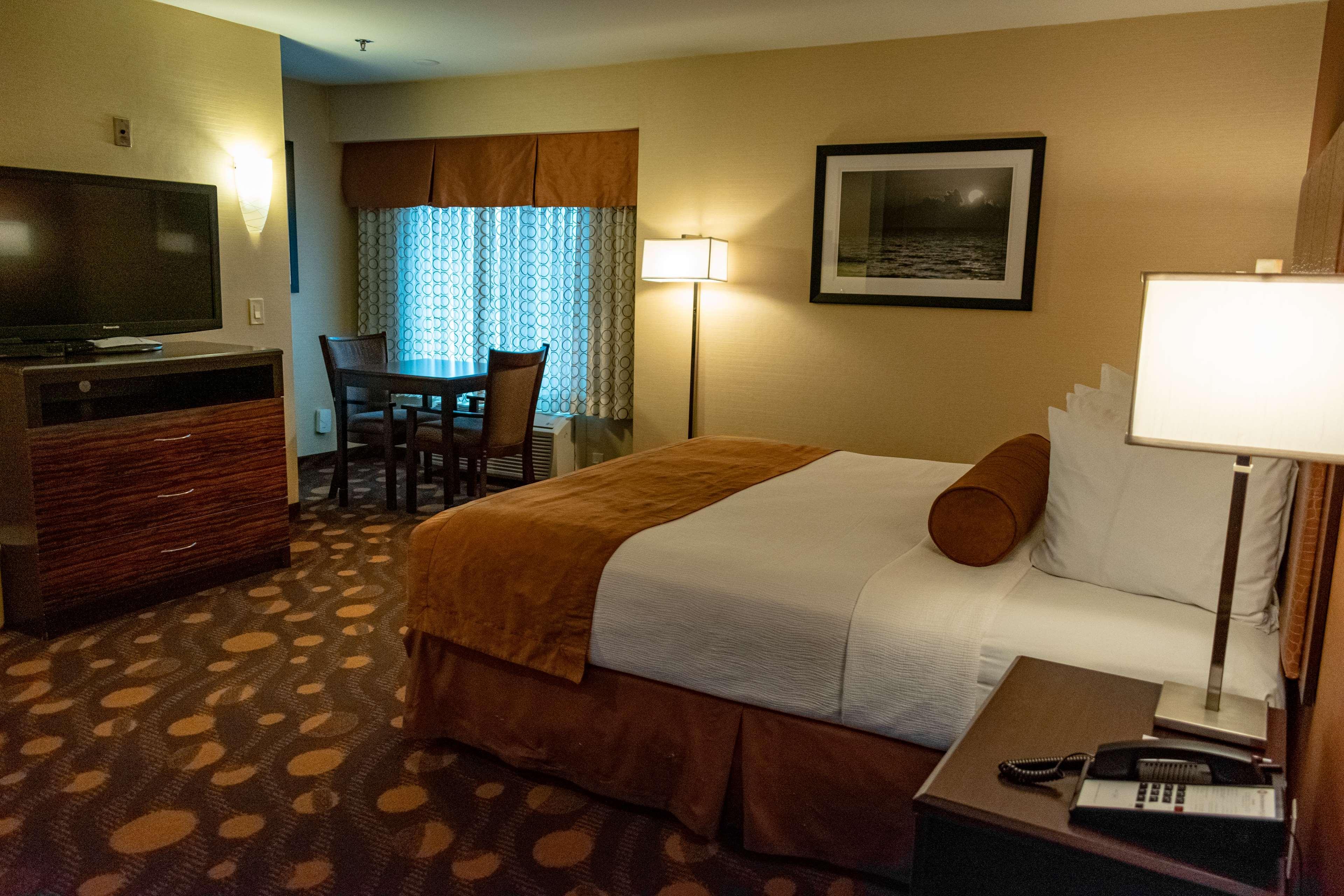 Best Western Plus Suites Hotel Coronado Island Exterior foto