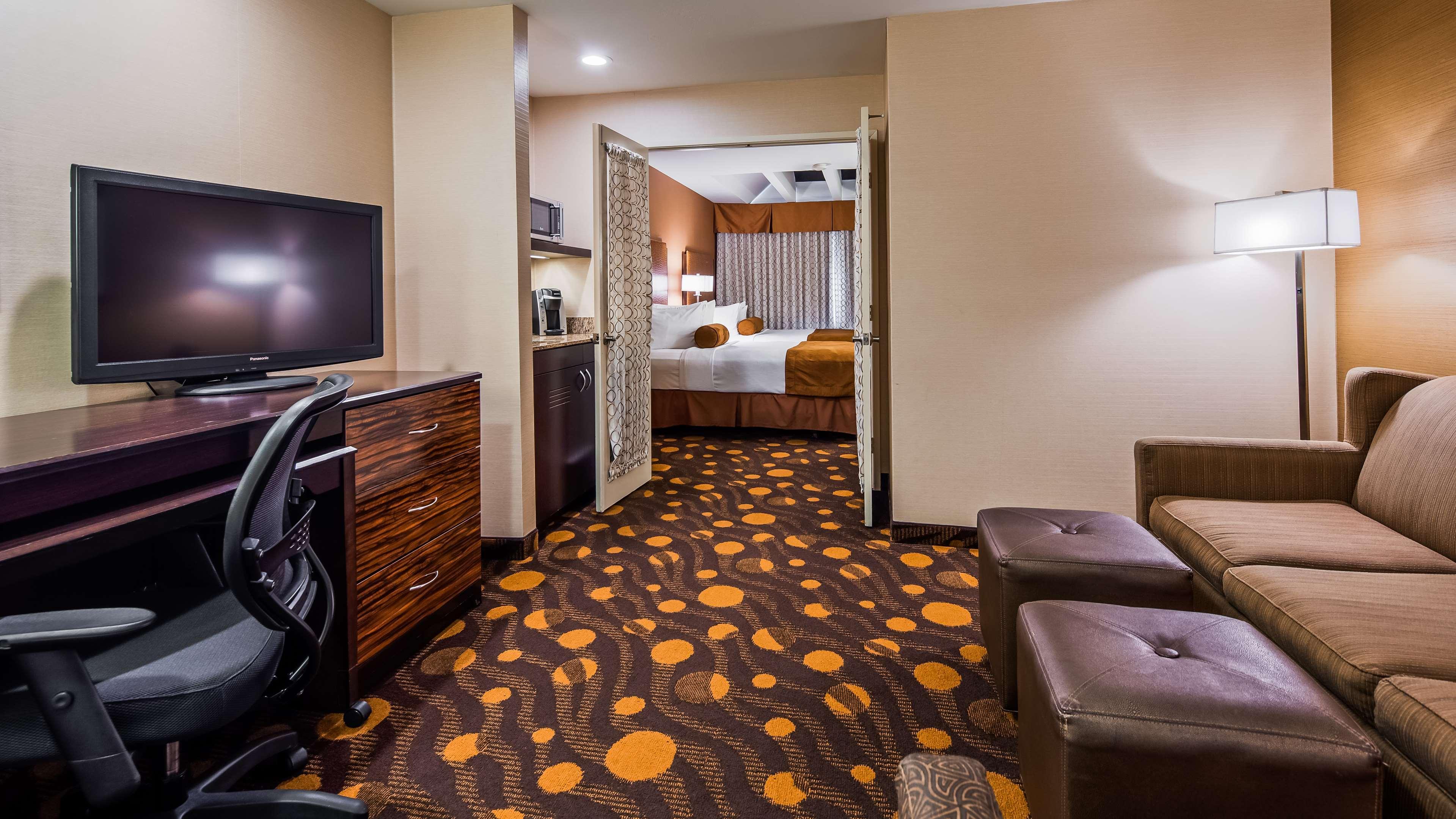 Best Western Plus Suites Hotel Coronado Island Exterior foto