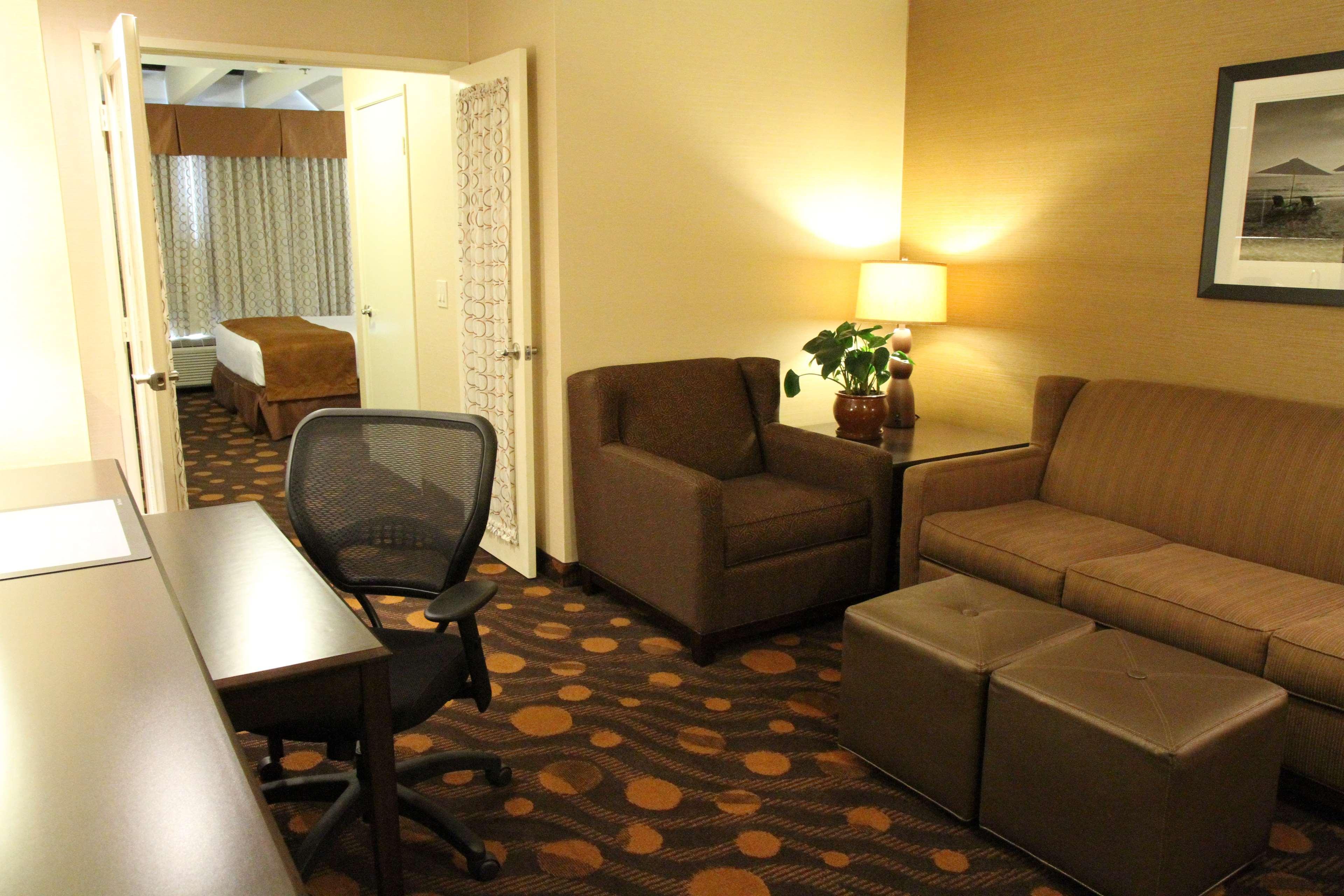 Best Western Plus Suites Hotel Coronado Island Exterior foto