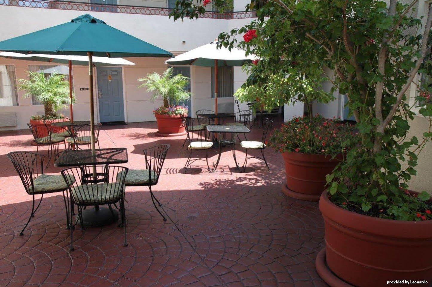 Best Western Plus Suites Hotel Coronado Island Restaurant foto